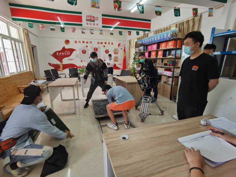 追星女孩心理学分析报告：鹤山区广告片拍摄公司揭秘饭圈应援式传播逻辑